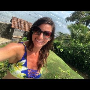 Meet your Posher, Trina